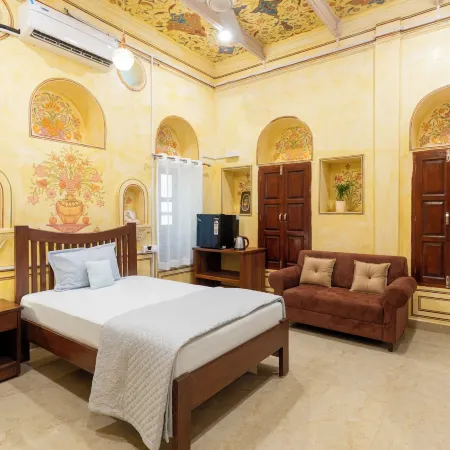 Haveli Ulfat Rai - Chaubeyji's Heritage Hotel
