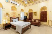 Haveli Ulfat Rai - Chaubeyji's Heritage Hotel - 4-Star