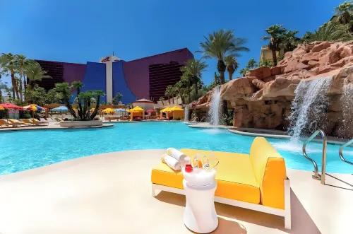 Masquerade Tower at Rio Hotel & Casino - parking