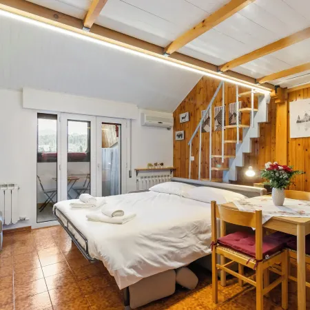 Mountain Nest - Netflix - Pet Friendly - Parking Hotels in Tarvisio