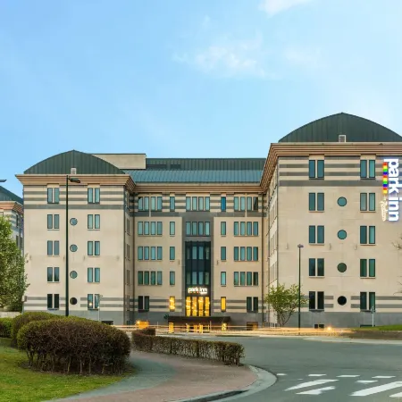 Park Inn by Radisson Brussels Airport