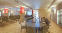 Villa Gens Camuria - Business