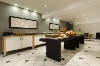 Cabinn Scandinavia - breakfast