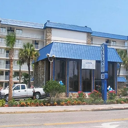 Catalina Beach Club Отели рядом с достопримечательностью «Парк Сан Сплэш»
