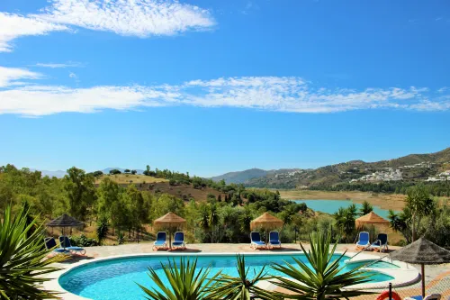 Accommodation Huetor Hotels in Vinuela