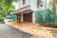 Hotel Atmaram 마푸사 호텔
