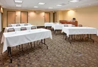 Holiday Inn Express & Suites El Dorado, KS Hotels in El Dorado