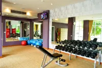 The Color Living Hotel - Gym