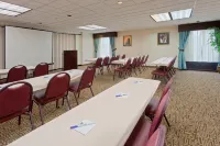 Holiday Inn Express & Suites Charleston-Southridge by IHG Hotels in South Charleston