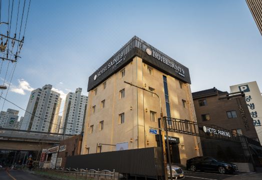 세인트나인 깔끔한 객실 내부