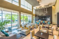 Hampton Inn and Suites Tallahassee Capitol - University - Breakfast