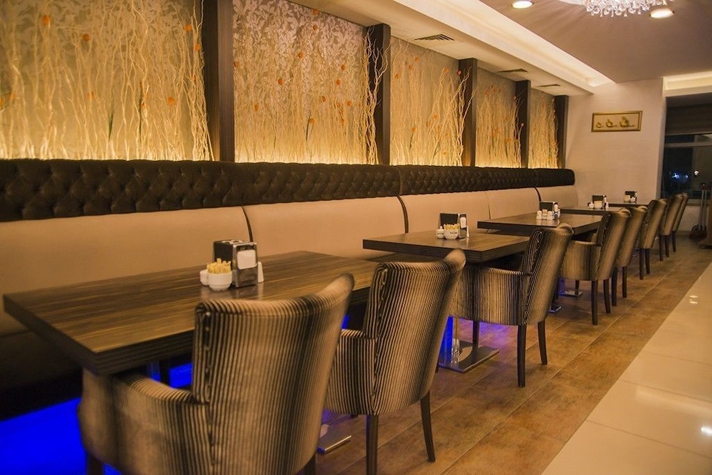 Abaylar Hotel