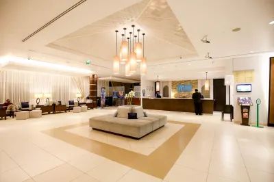 Holiday Inn Express Dubai Internet City Hotel in zona Middlesex University