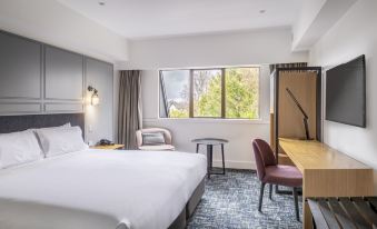 Chateau on The Park - Christchurch, A Doubletree by Hilton