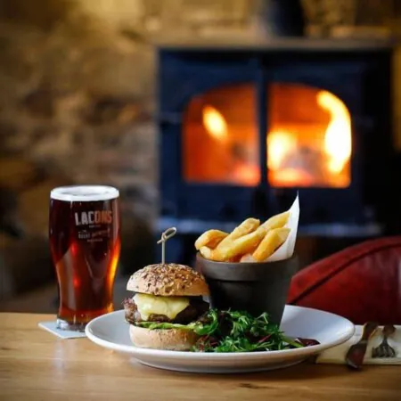 The Honingham Buck Отели в г. Рипхем