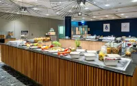 voco DUSSELDORF SEESTERN by IHG - breakfast