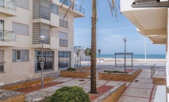 Beautiful 3 Bed Apartment in Nazare