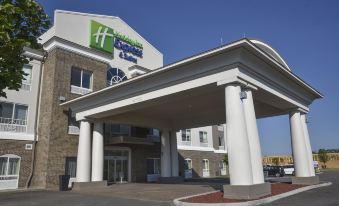 Holiday Inn Express & Suites Richwood - Cincinnati South