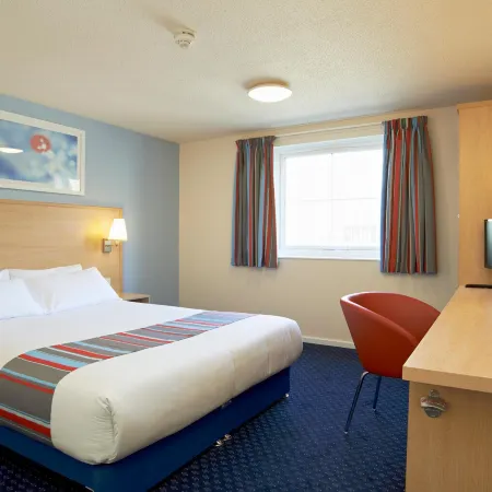 Travelodge Perth Broxden Junction