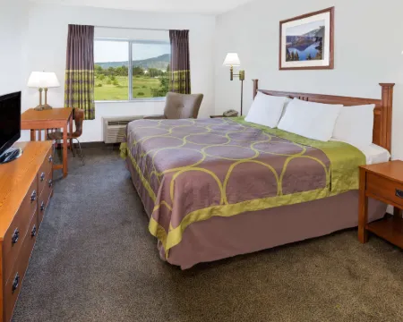 Super 8 by Wyndham Central Pt Medford セントラル・ポイントのホテル