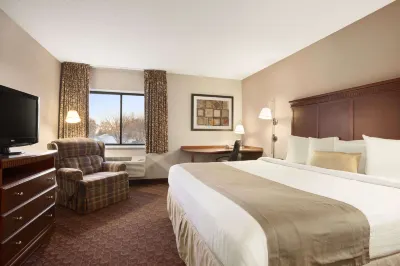 Baymont by Wyndham Sioux Falls Near West 41st Street Hotels in Sioux Falls
