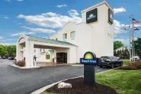 Days Inn by Wyndham Blue Springs Hoteles en Blue Springs