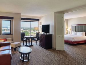 DoubleTree Suites by Hilton Columbus Downtown