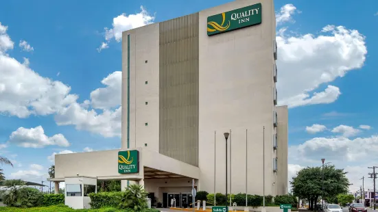 Quality Inn Monterrey la Fe