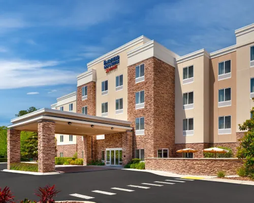 Fairfield Inn & Suites by Marriott Tallahassee Central Hotels in Leon County