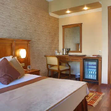 Elit Palas Hotel Отели рядом с достопримечательностью «Посольство США»