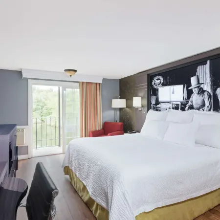 Super 8 by Wyndham Sturbridge