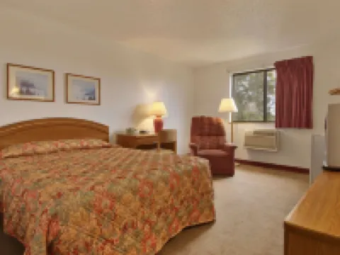 Super 8 by Wyndham New Castle Hotels in Lawrence County