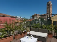 Hotel Pantalon Hotels near A Plus A Gallery