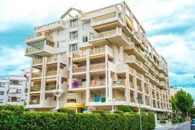 Ona Suites Salou Hotels near Port Aventura