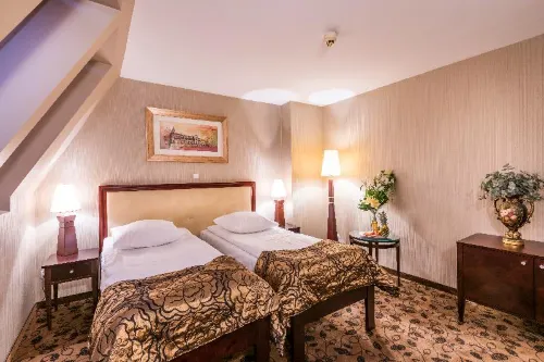 Astoria Gold Hotel