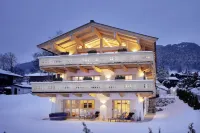 Tennerhof Luxury Chalets فنادق في Gemeinde Reith bei Kitzbuhel