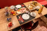 Land-Hotel Zum Schwan, Garni Weilerswist-Metternich 3 E-Ladepunkte Hotels in Weilerswist