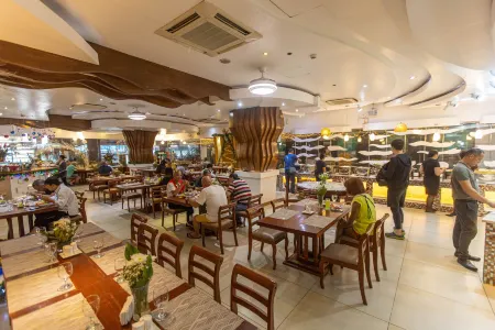 Hotel Essencia Отели рядом с достопримечательностью «Sisters of St Paul of Chartres Monument»