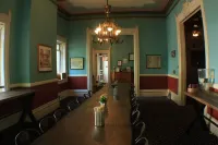 HI Sacramento Hostel Hotels in Sacramento