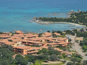 Baia de Bahas - Apartments & Resort