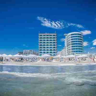 Hotel Opera Mamaia Hotel Exterior