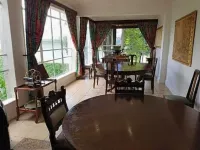 Sherwood's Country House - breakfast