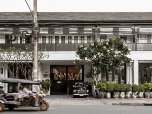 99 the Heritage Hotel