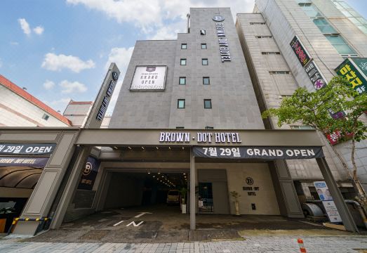 호텔 내부 객실 비교 이미지