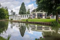 DoubleTree by Hilton Cheltenham-Cotswolds Hotels near University of Gloucestershire Pittville Student Village