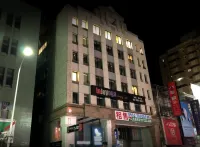 漂鳥草悟道青年旅館 住宿飯店