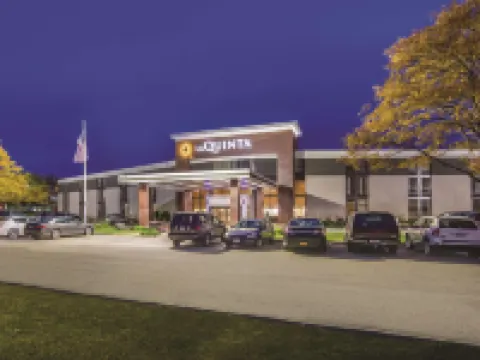 La Quinta Inn & Suites by Wyndham Boston-Andover Hotels in Andover