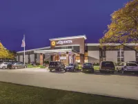 La Quinta Inn & Suites by Wyndham Boston-Andover Hotel di Andover