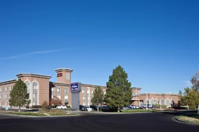 Hampton Inn & Suites Salt Lake City Airport Các khách sạn ở Thành phố Salt Lake