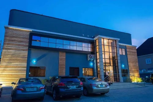 Iris Hotel Hotels in Wuse